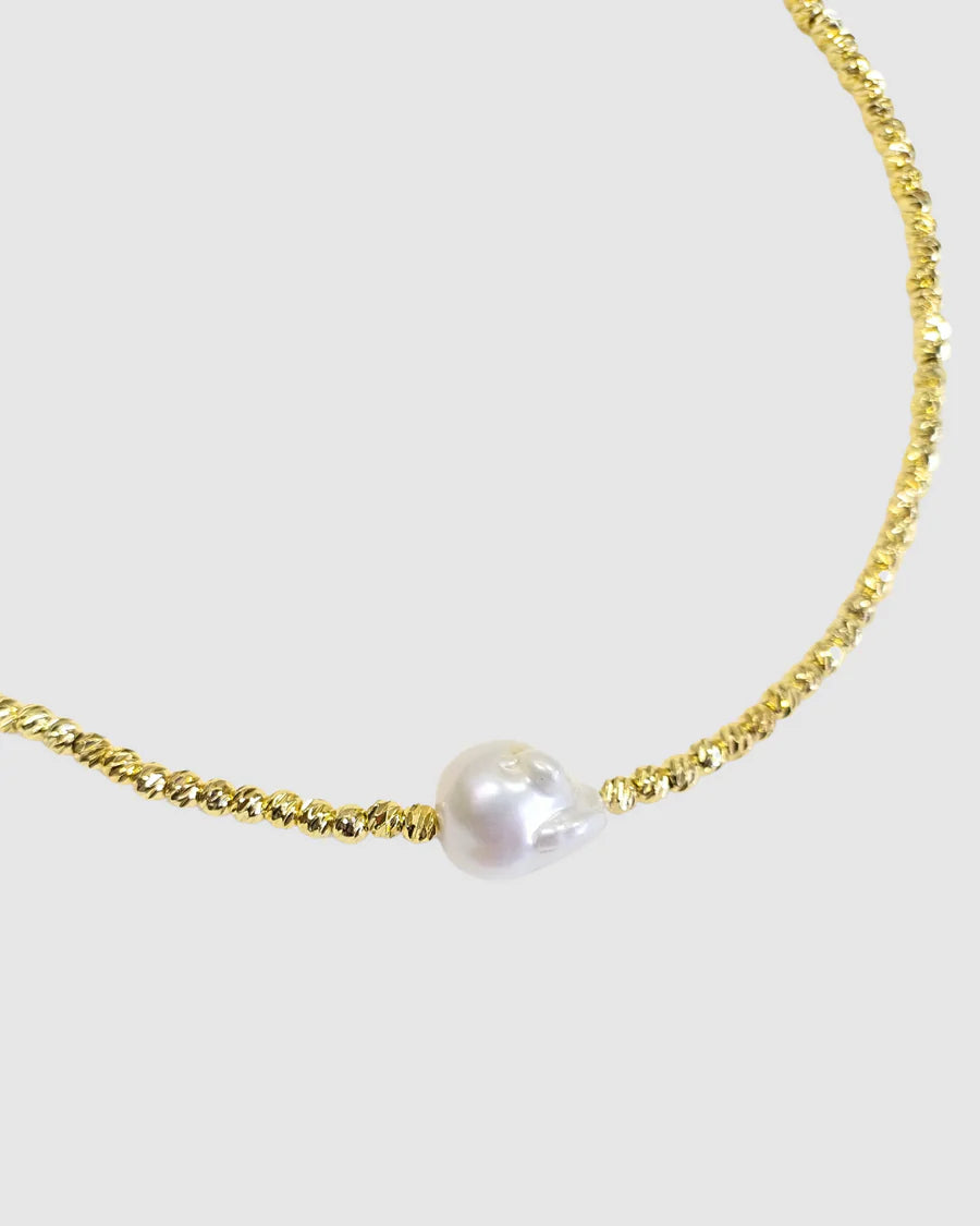 IZOA - NECKLACE - Amarae Freshwater Baroque Pearl Necklace - Gold