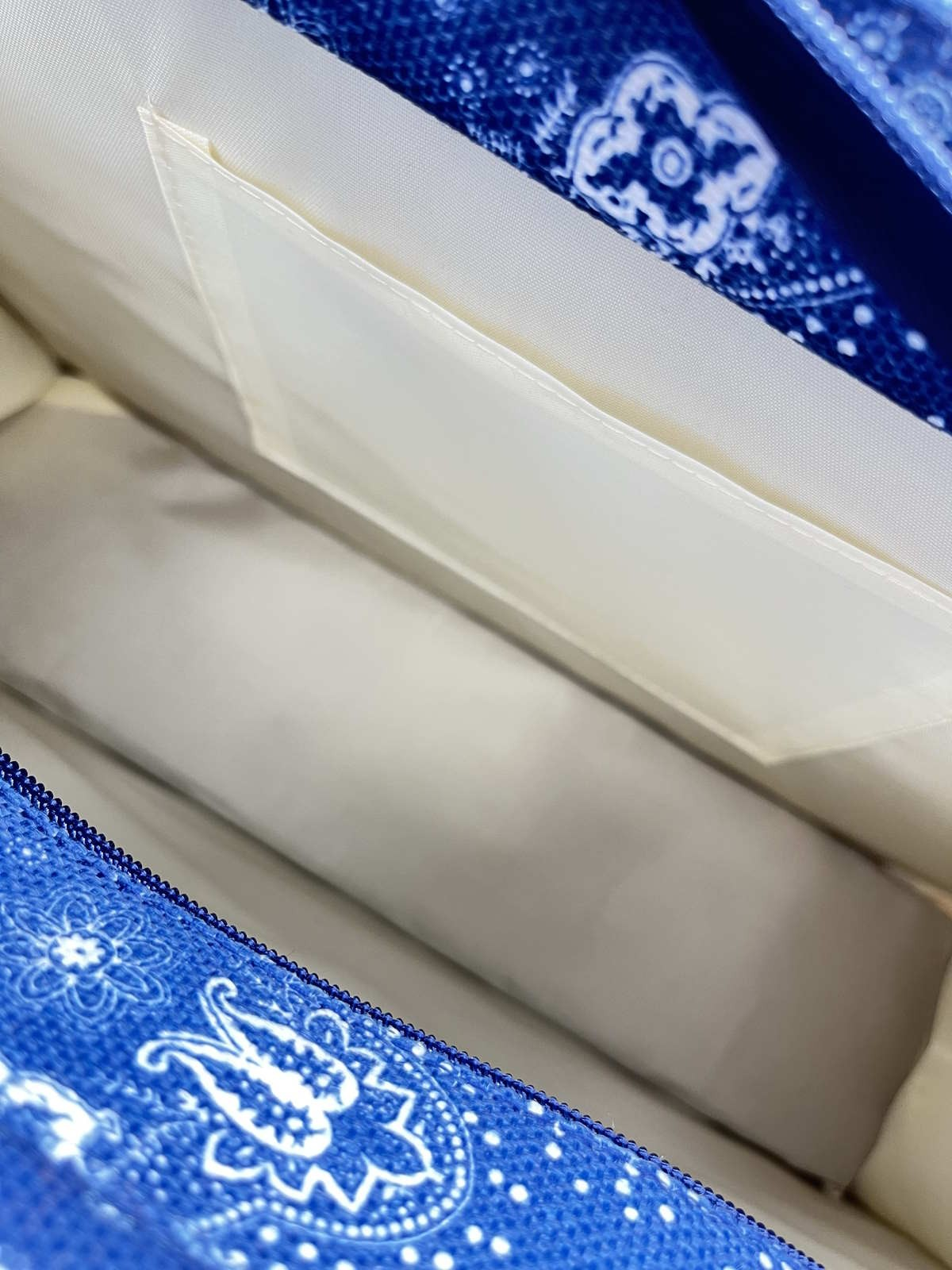 JUICE - Market Bag - Blue Paisley