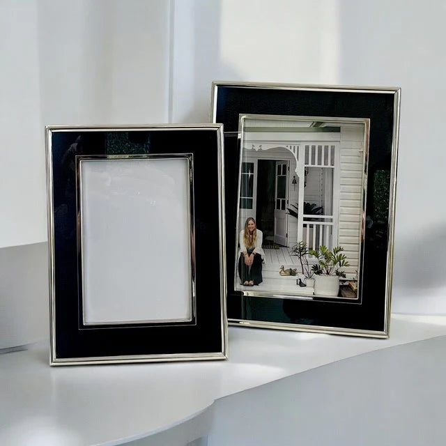 FRAME - Black & Silver Plated Frame 4 x 6