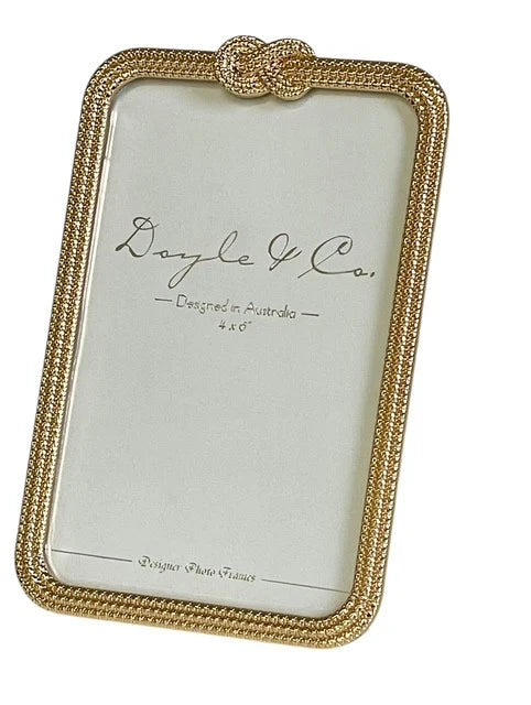 DOYLE & CO - FRAME - Gold Giorgia Knot Chain Frame 4x6