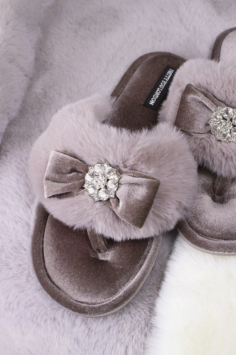 PRETTY YOU LONDON - Amelie Slippers - Mink