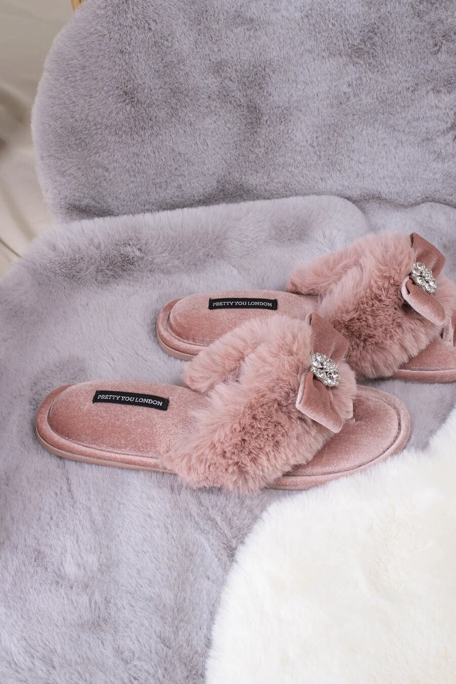 PRETTY YOU LONDON - Amelie Slippers - Pink