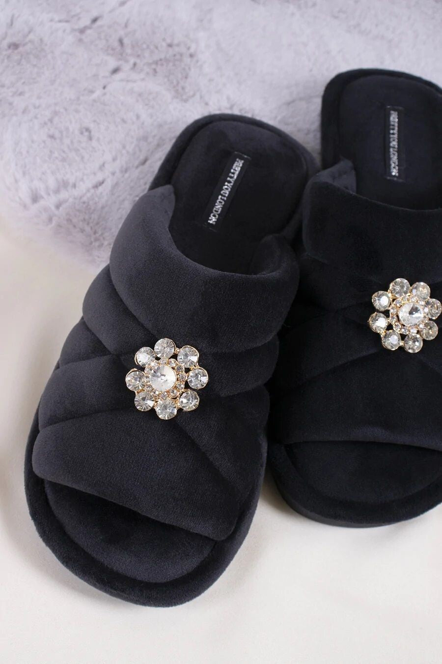 PRETTY YOU LONDON - Faye Slipper - Raven