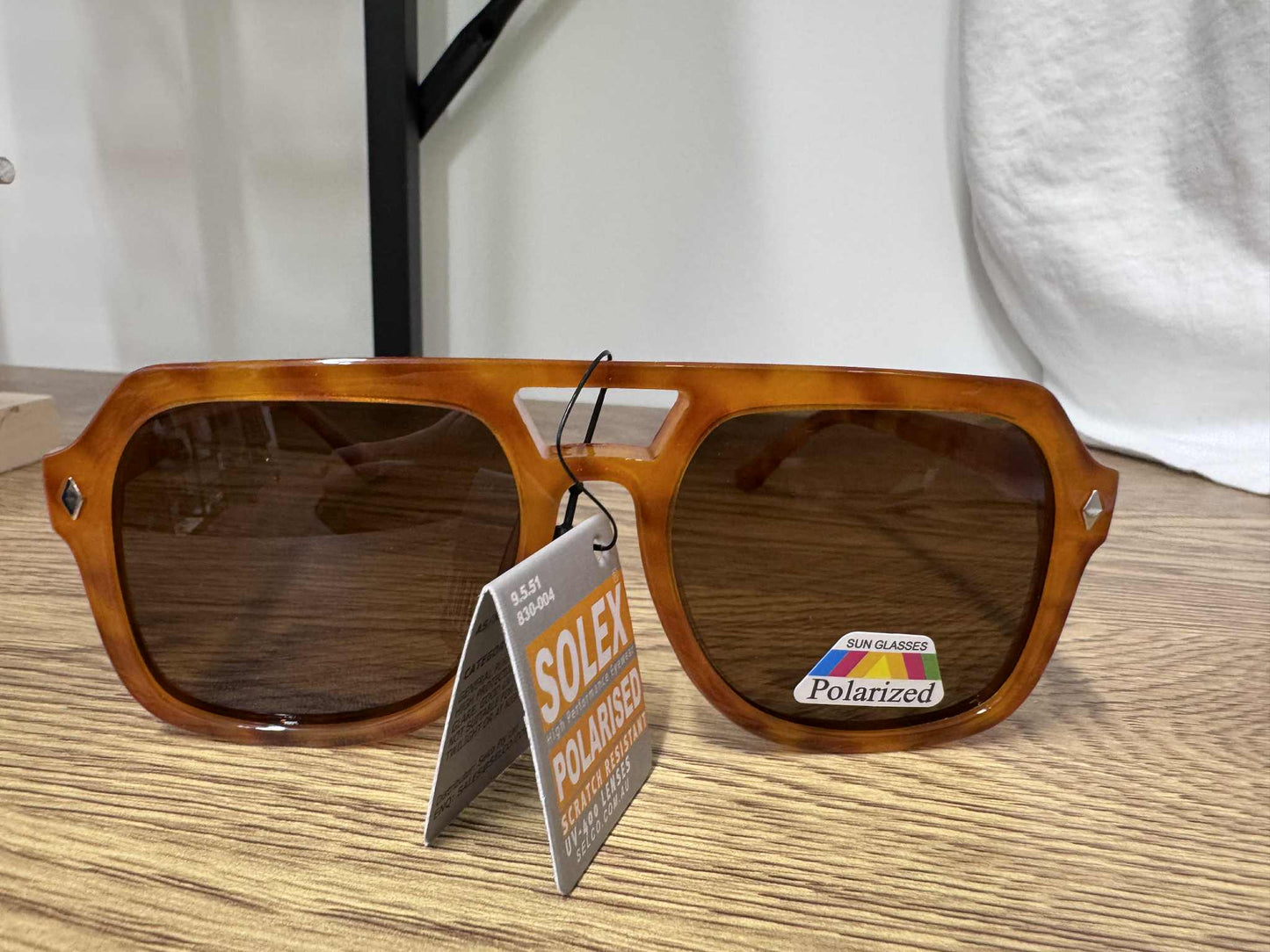 SUNGLASSES - Square Aviator - Brown