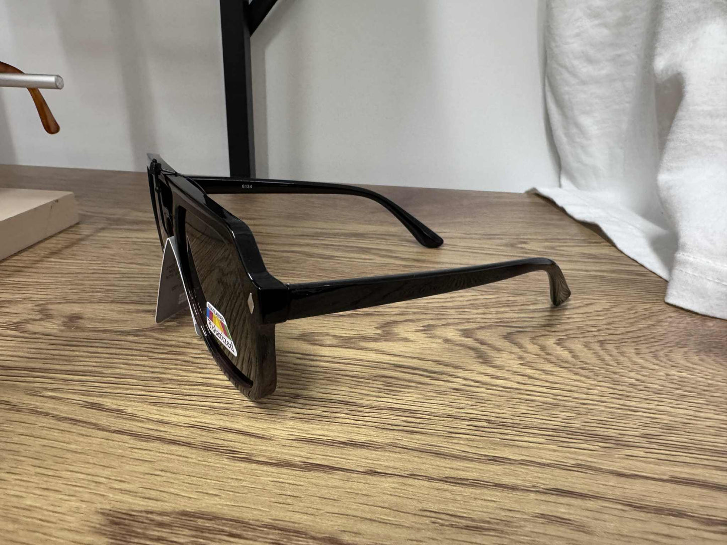 SUNGLASSES - Square Aviator - Black/Brown Tortoiseshell
