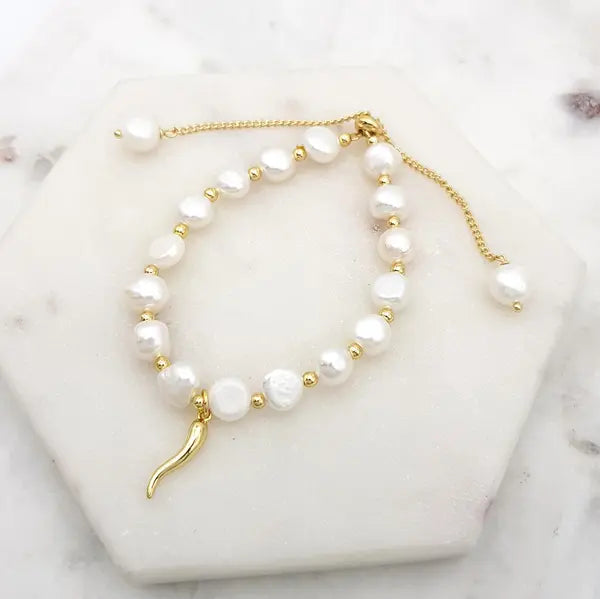 CHRYSALINI - BRACELET - Fresh Water Pearl & Gold Cornicello
