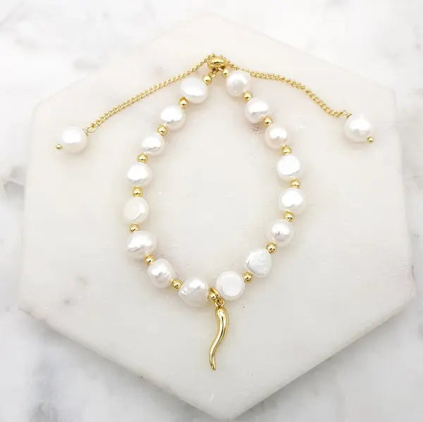 CHRYSALINI - BRACELET - Fresh Water Pearl & Gold Cornicello