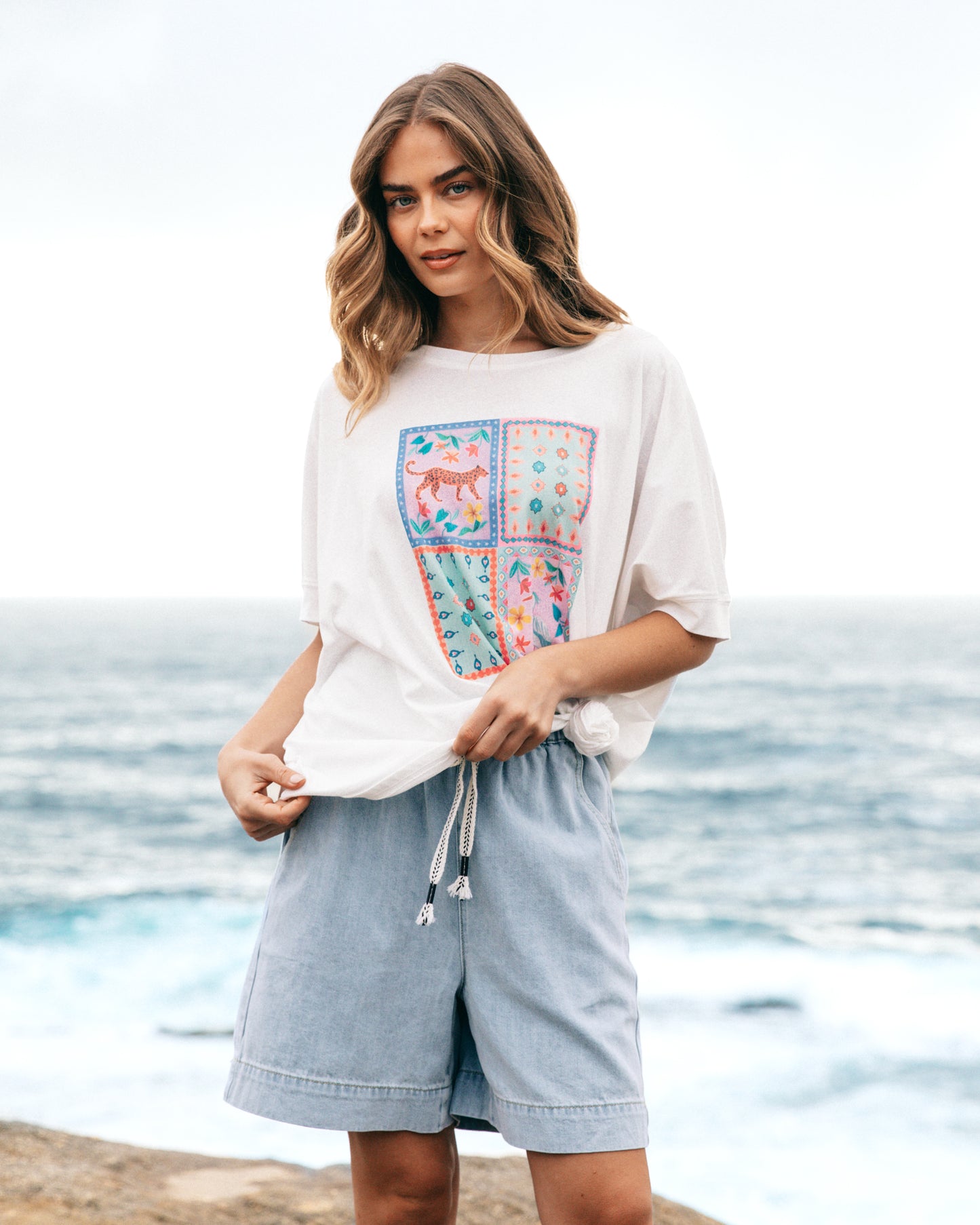 LABEL OF LOVE - Shorts - Light Blue