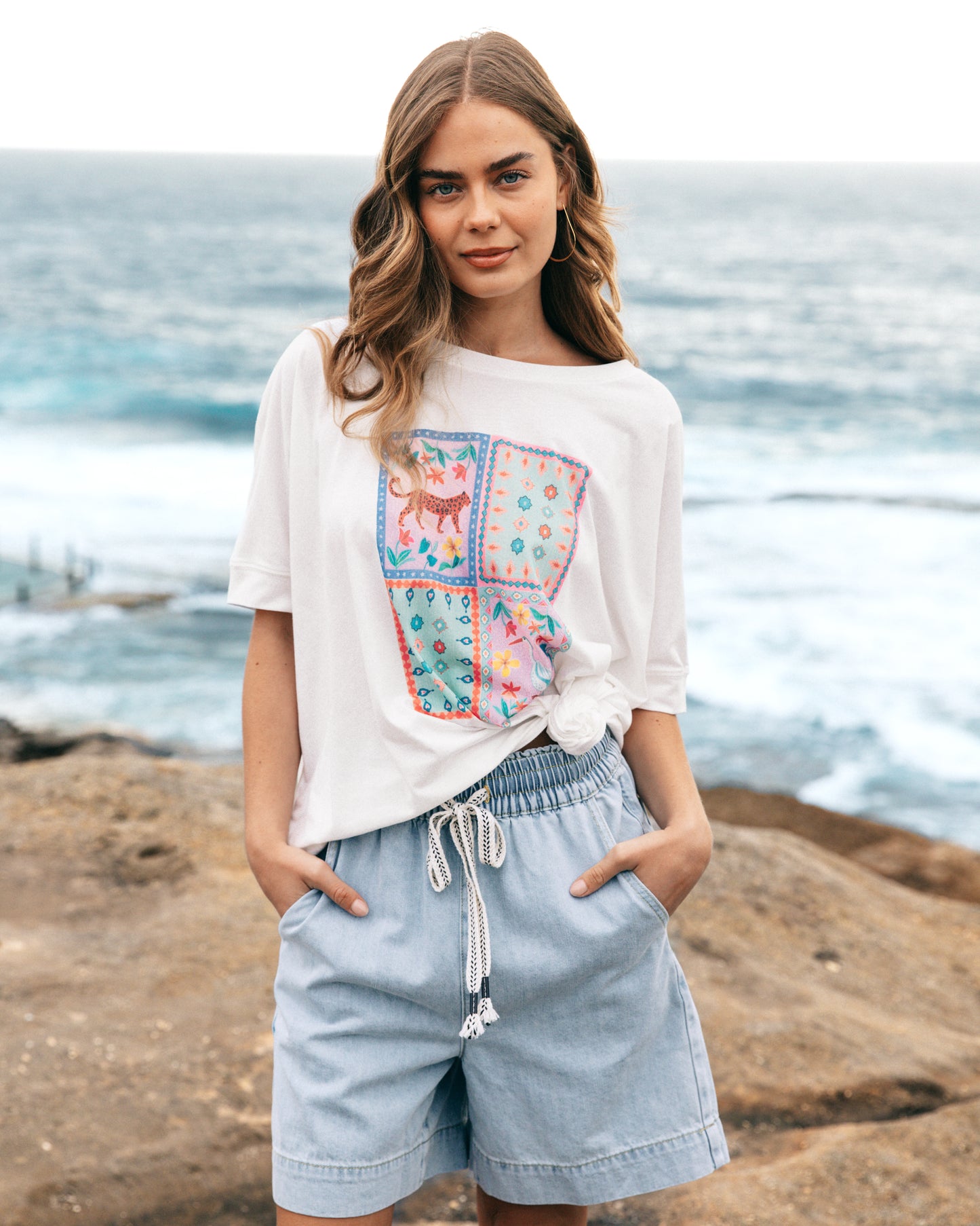 LABEL OF LOVE - Shorts - Light Blue