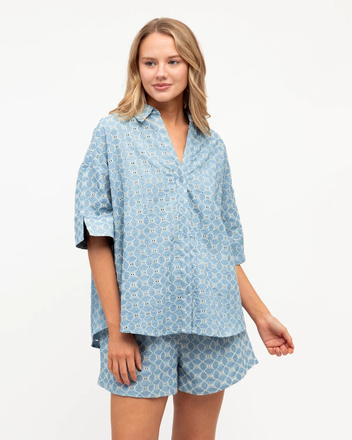 LABEL OF LOVE - Bella Broderie 3/4 Sleeve Shirt