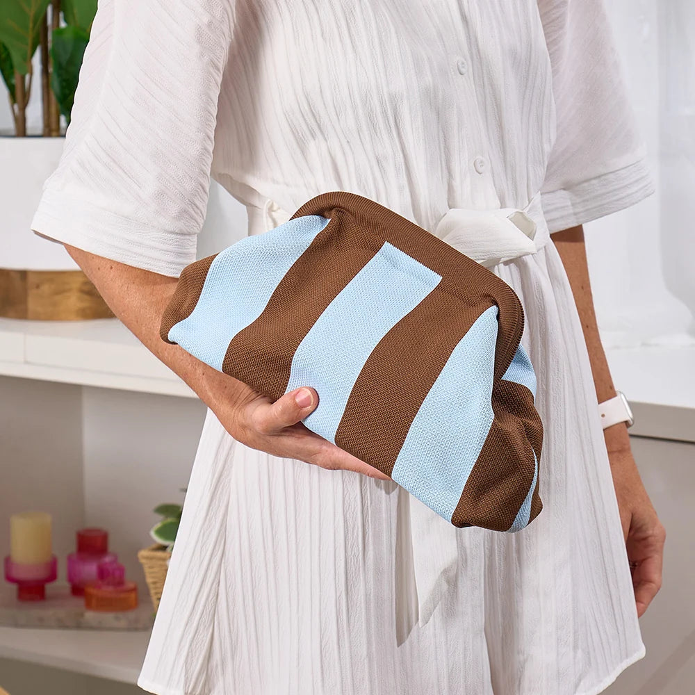 ANNABEL TRENDS - Dumpling Clutch - Sky Blue/Chocolate