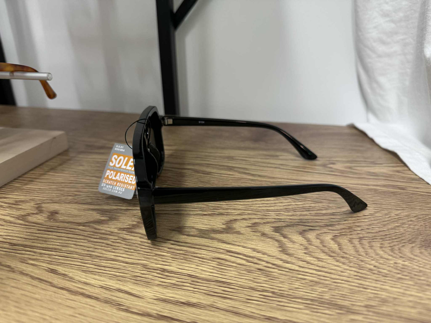 SUNGLASSES - Square Aviator - Black