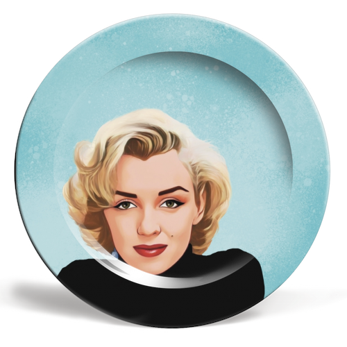 ART WOW - 8" Plate - "Classic Female Stars: Marilyn" by Giddy Kipper