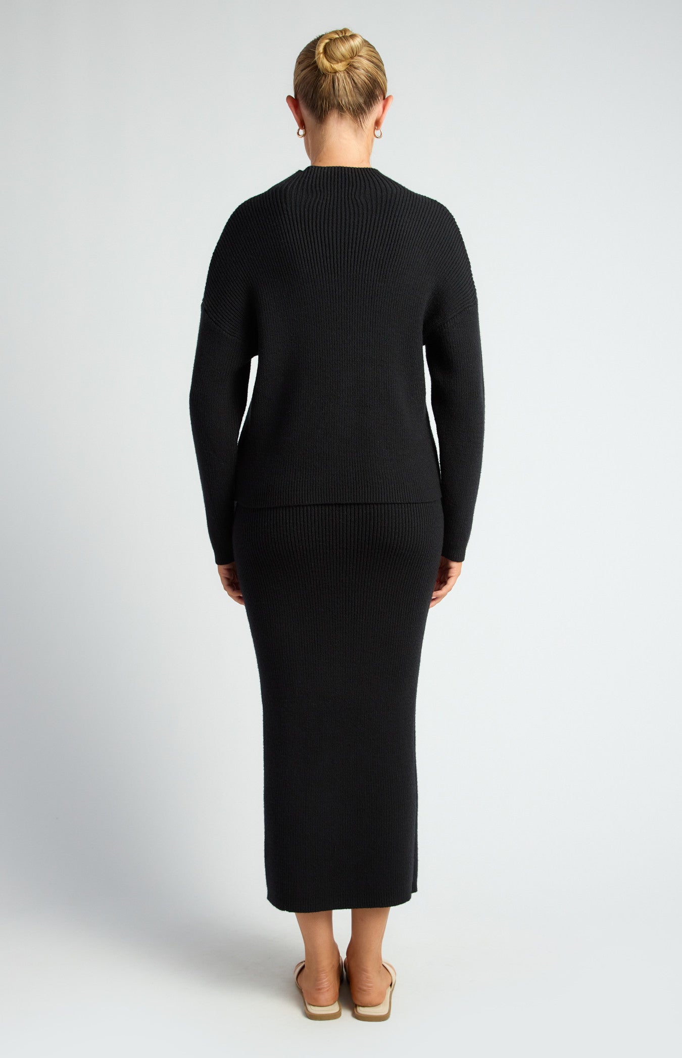 STYLE STATE - Mock neck jumper & midi skirt knit set - Black