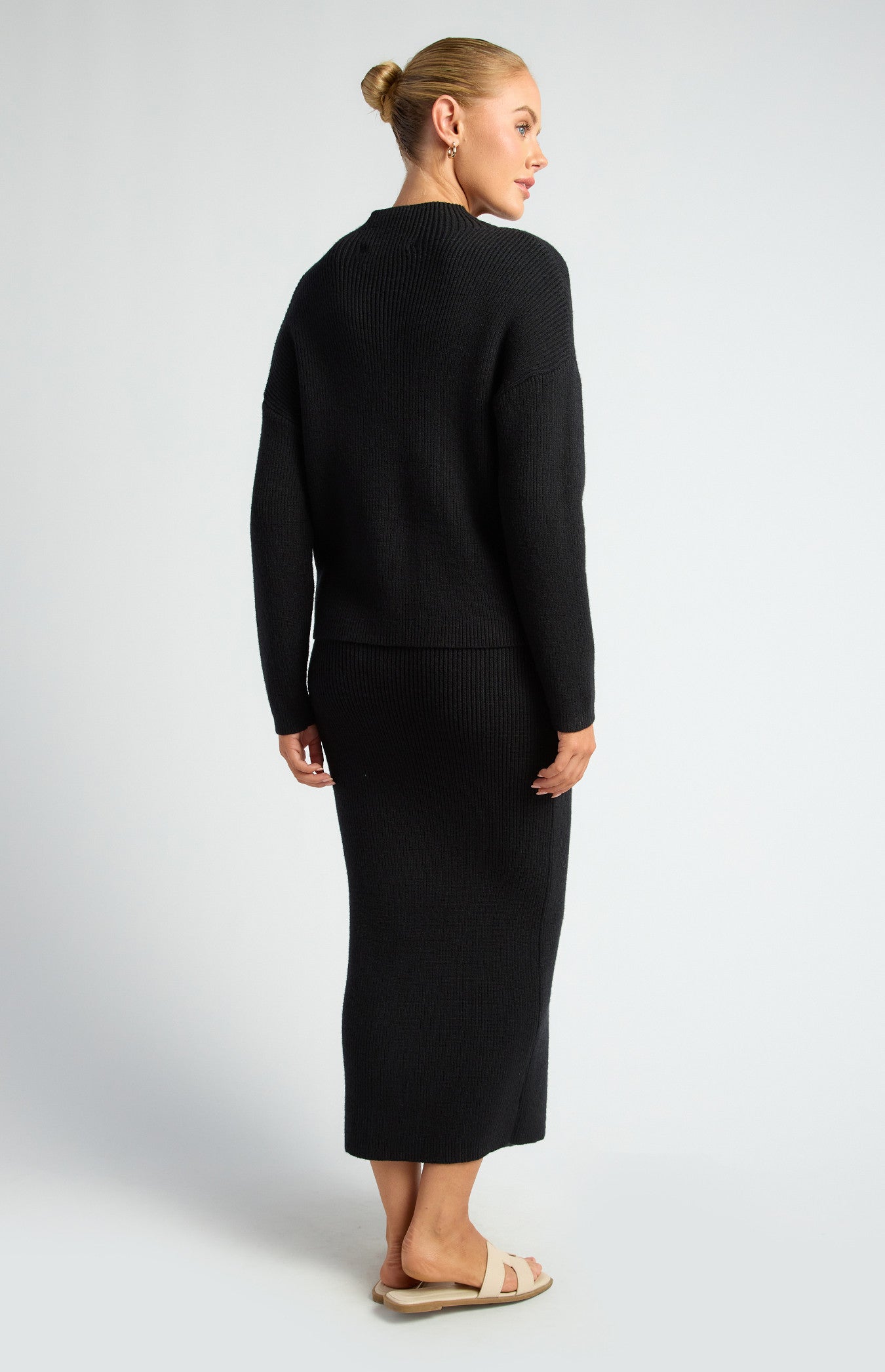 STYLE STATE - Mock neck jumper & midi skirt knit set - Black