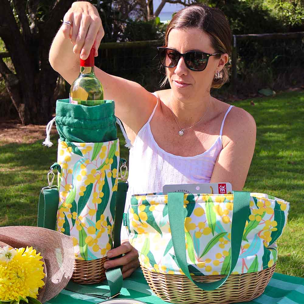 ANNABEL TRENDS - Picnic Wicker Bottle Bag - Golden Wattle