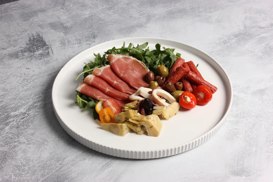 GABEL AND TELLER - Matte White Round Platter - Size: 33cm