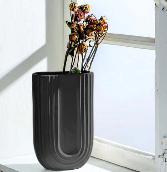 GABEL AND TELLER - U-Shape Matte Black Ceramic Vase